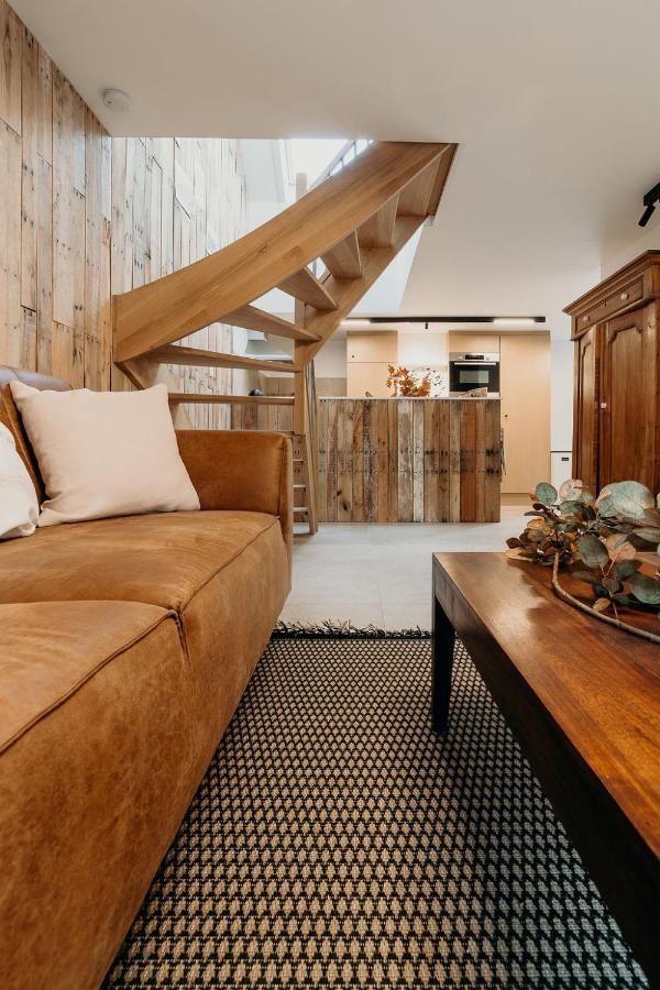 Aux Larges Pierres Apartment Anhee Bagian luar foto